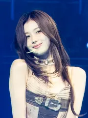サナ
