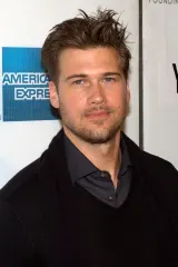 ニック・ザーノ