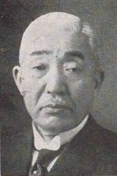 武井覚太郎