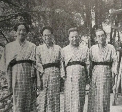 伏見晁