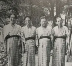 伏見晁