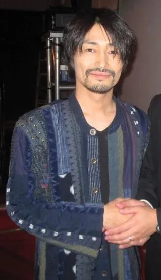安田顕