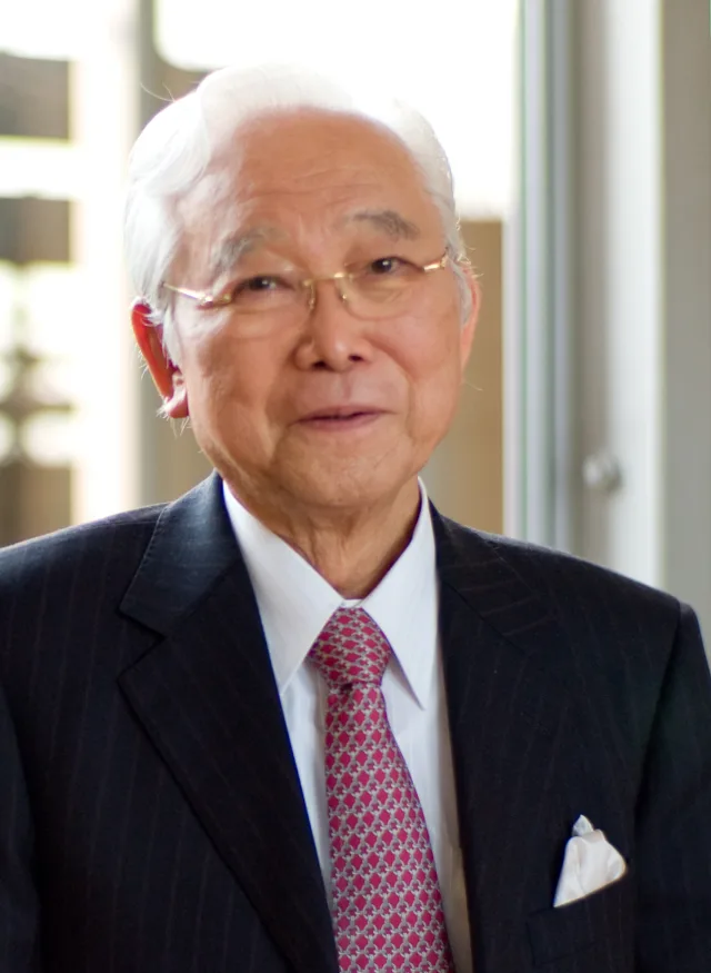 小笠原敏晶