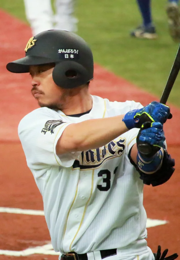 小谷野栄一