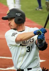 小谷野栄一