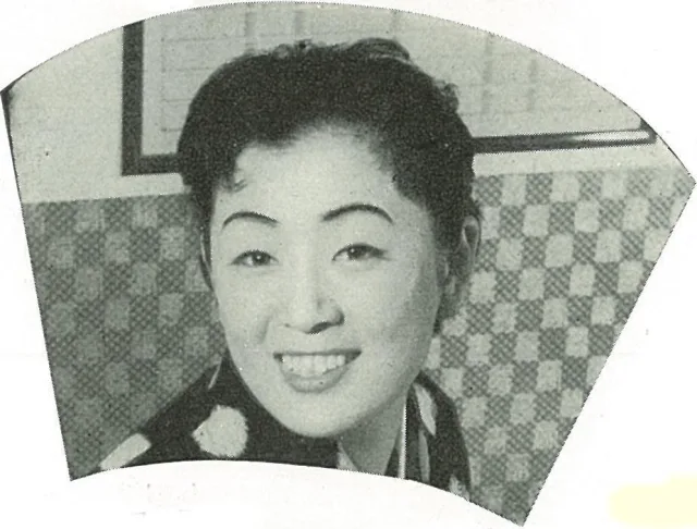 京塚昌子