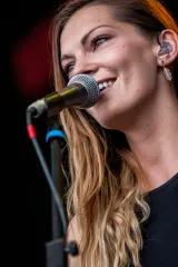Rosie Lowe