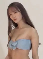 優希クロエ