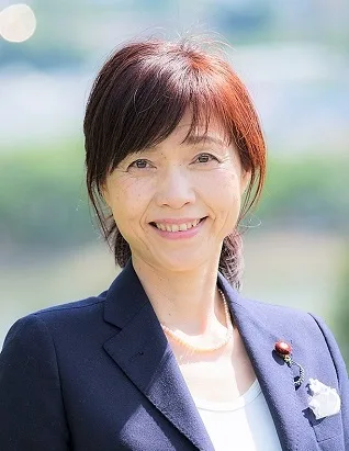 高橋比奈子