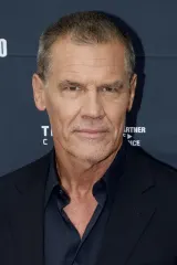 ジョシュ・ブローリン