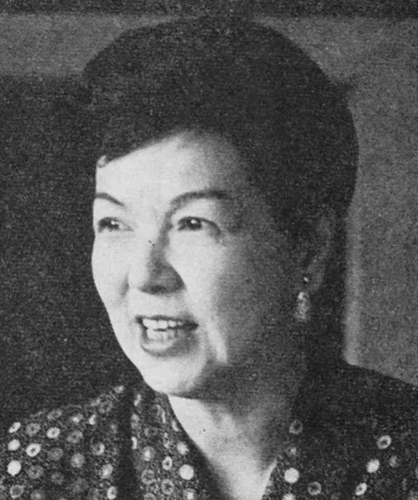 石垣綾子