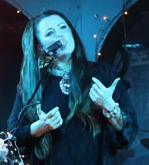 Anne-Marie Helder