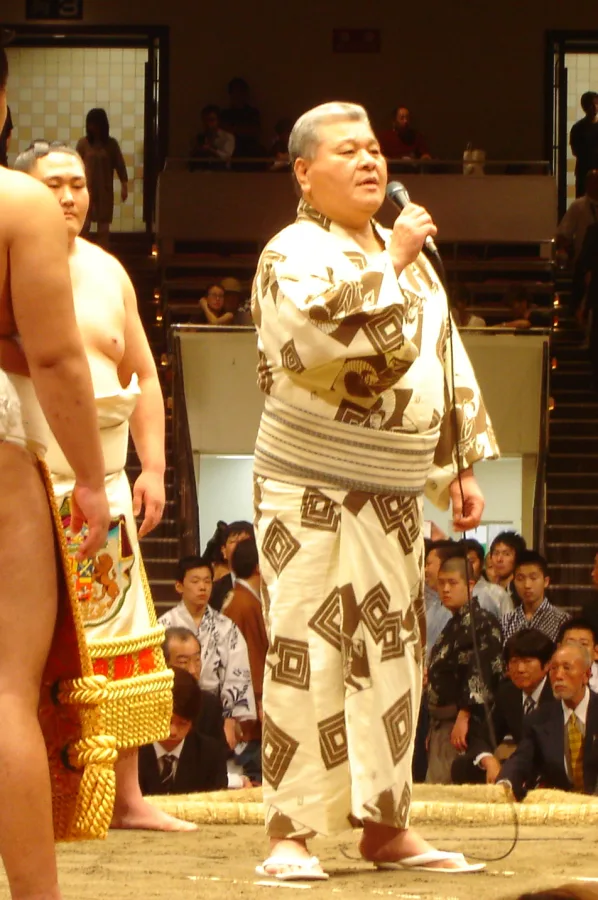 大納川憲治