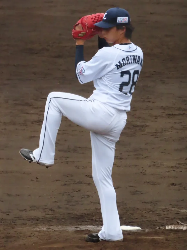 森脇亮介