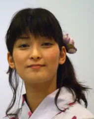 川澄綾子