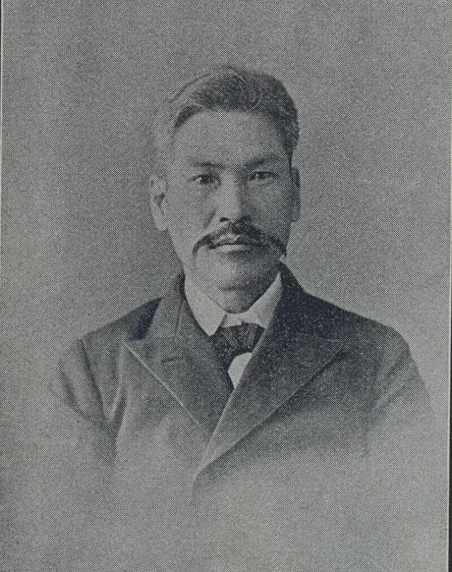 愛沢寧堅