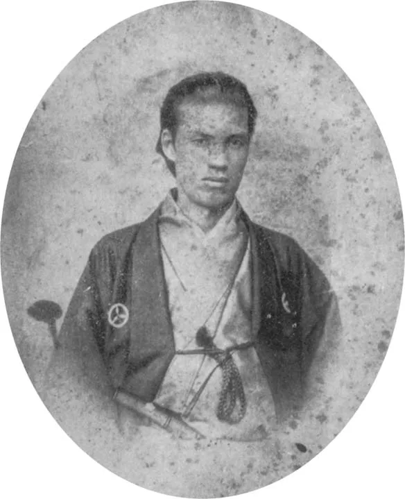 山内作左衛門