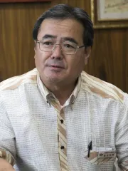 新垣邦男