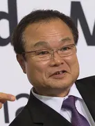 伊東孝紳