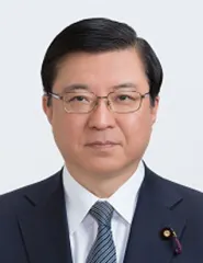 礒崎陽輔
