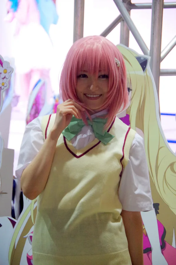 藤井晶子