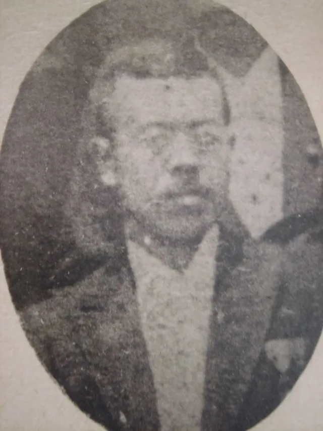 稲田藤治郎