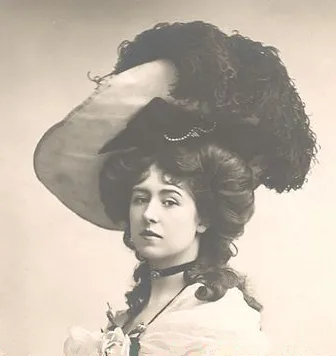 Alice De Winton