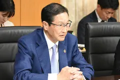 小路明善