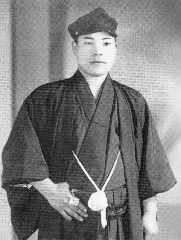 湊庄市