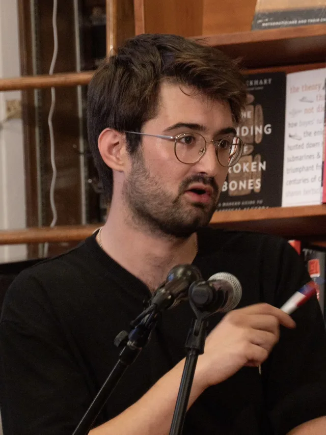Adam Aleksic