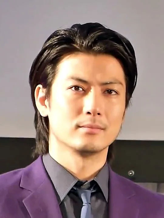 玉山鉄二