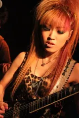 Rie a.k.a.Suzaku