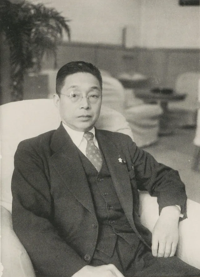 飯塚定輔