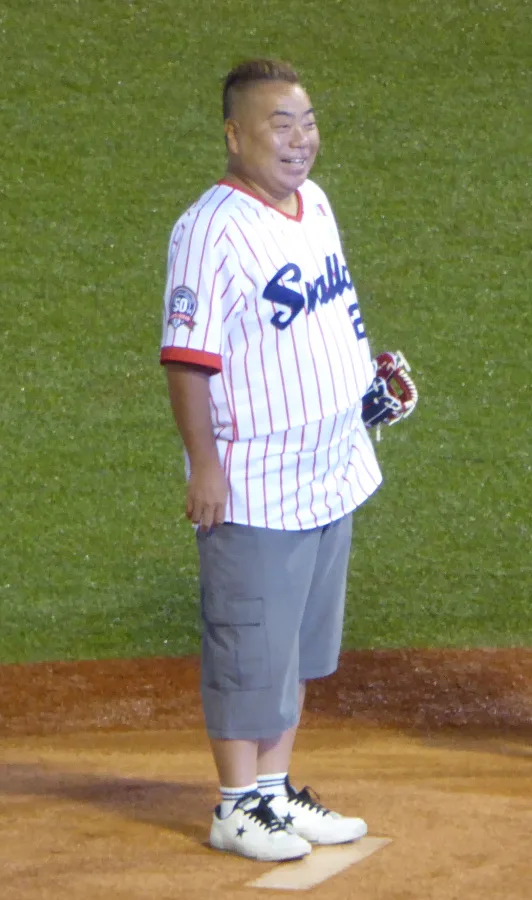 出川哲朗