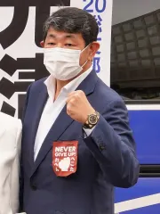 手塚仁雄