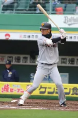 大城卓三