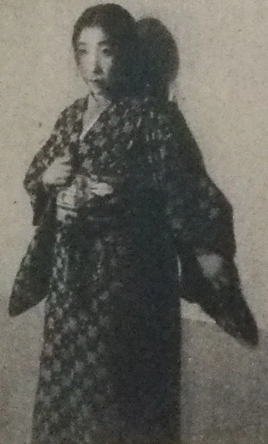 山本安英